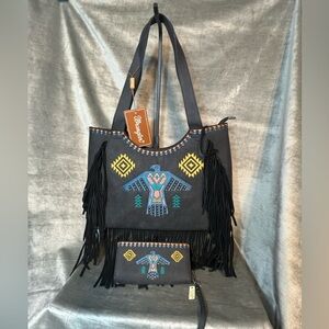 Wrangler Thunderbird Carry/Conceal Black Purse w/Matching Wallet/Wristlet. NEW!